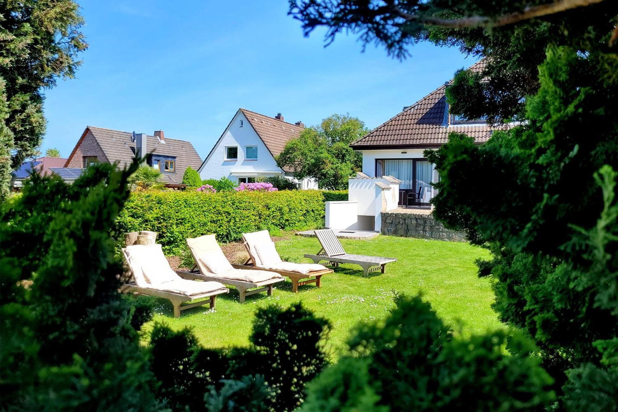 Hochwertige Ferienwohnung Mit Sonnenterrasse & Gartenblick, Nur Wenige Gehminuten Zum Strand Шарбойц Экстерьер фото
