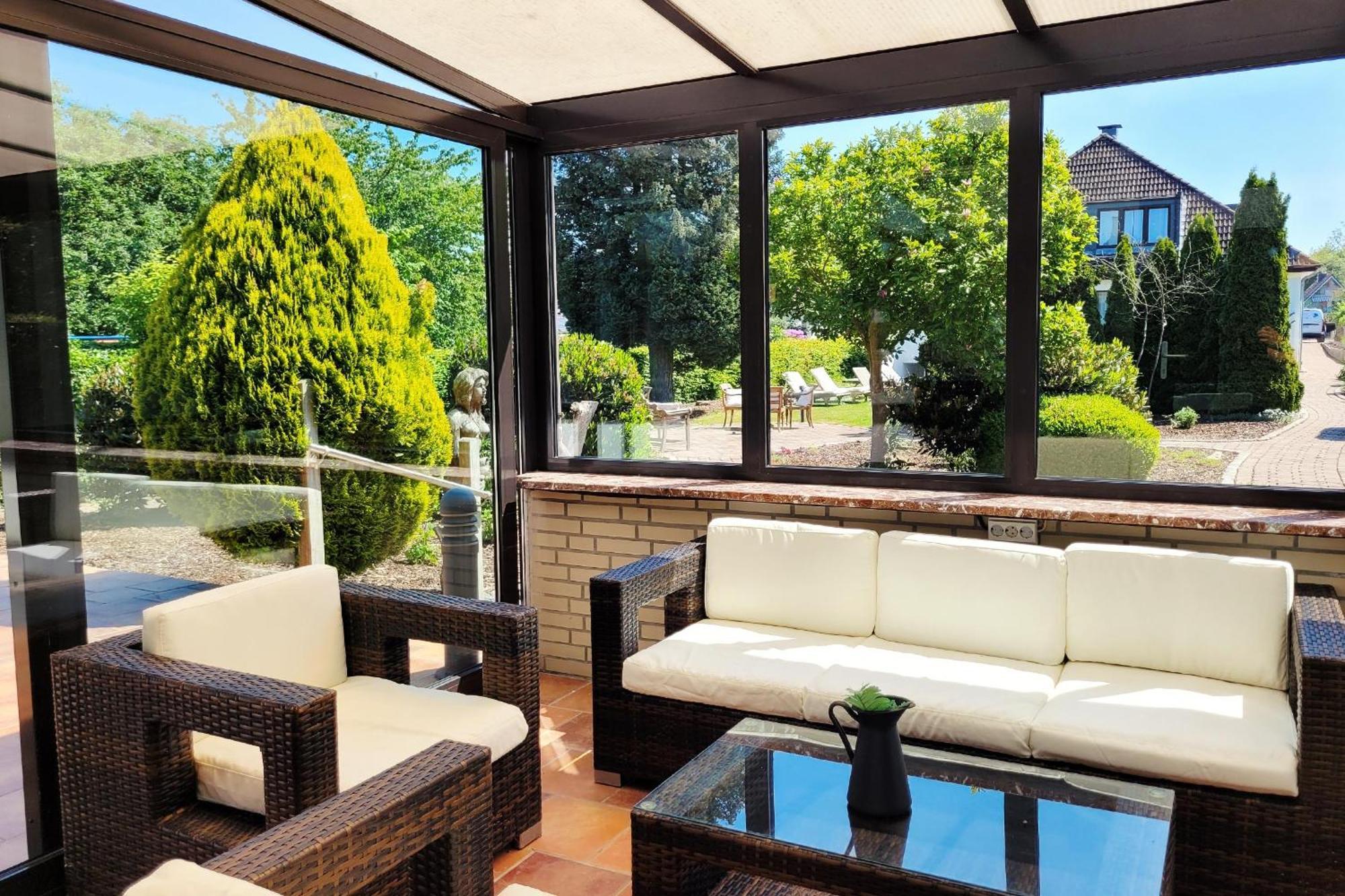 Hochwertige Ferienwohnung Mit Sonnenterrasse & Gartenblick, Nur Wenige Gehminuten Zum Strand Шарбойц Экстерьер фото